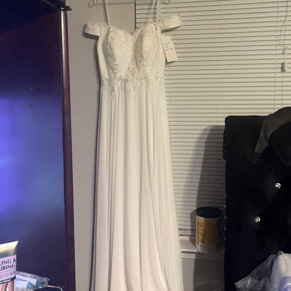 Wedding dress